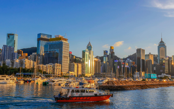 Hong Kong Harbor Cruise & Victoria Peak Experience – Hong Kong, China